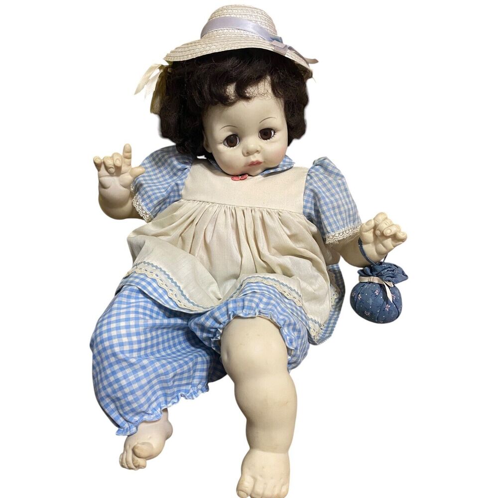 VTG 1970s Madame Alexander 20” P. Cat Sleepy Eyes Doll Blue Dress Sleep Eyes